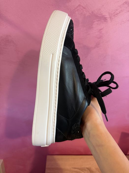 Обувки елегантни