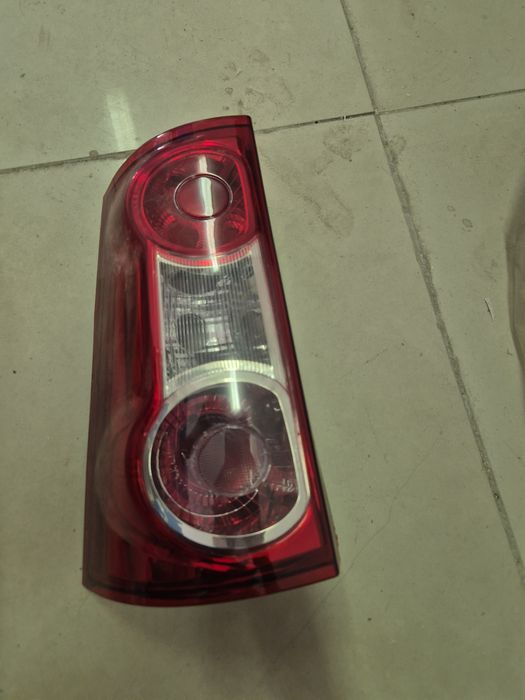 Опель и ларгус задный стоп фары