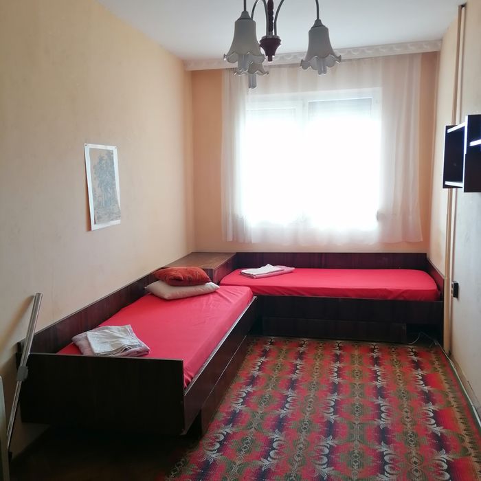 Дава се под наем Тристаен апартамент в Силистра, Малчика - 120 кв.м за 10.2 € - Снимка #2