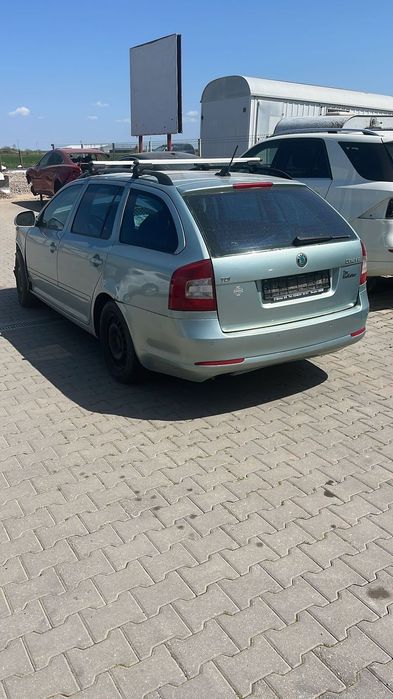 Dezmembram Skoda Octavia 2 break 1.6 diesel din 2011 dsg 7