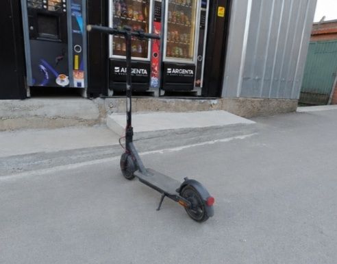 Xiaomi Mi Electric Scooter M365