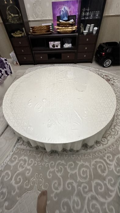 Круглый стол на 12,14человек