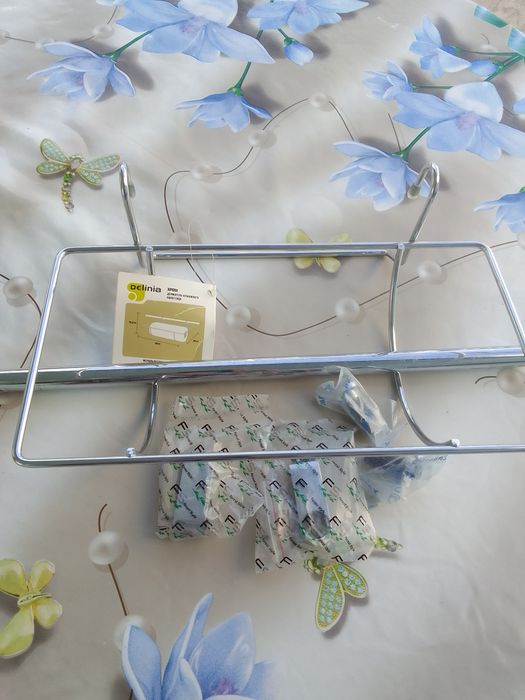 Продам  новый держатель для бумажных полотенец на рейлинге