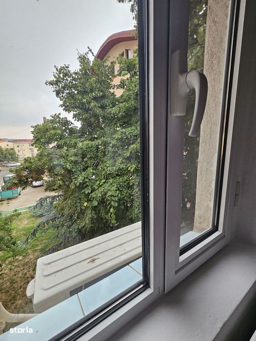 Garsonieră de închiriat, in centru Otopeni, spatioasa cu balcon