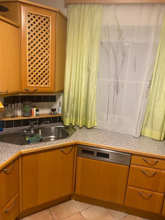 Mobila bucatarie Dan Küche Germania + colțar si masă extensibila