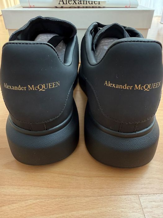 Alexander Mcqueen