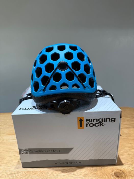 Каска за катерене Singing Rock Hex (размер М 52/58)