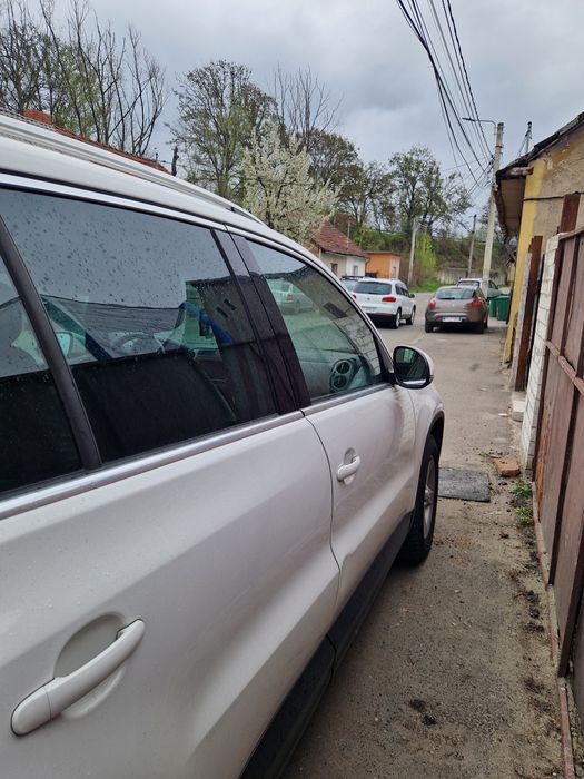 VOLKSWAGEN Tiguan 2009 — imagine 4