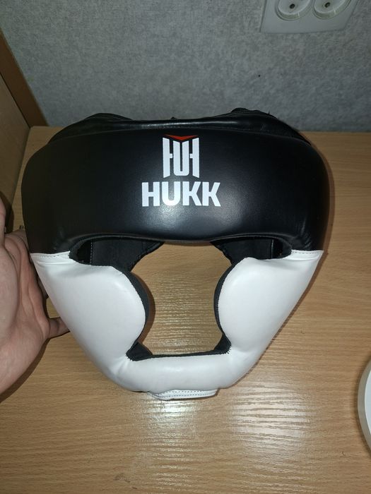 Шлем для единоборств