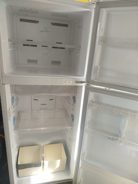 Холодильник Samsung RT45MBSW