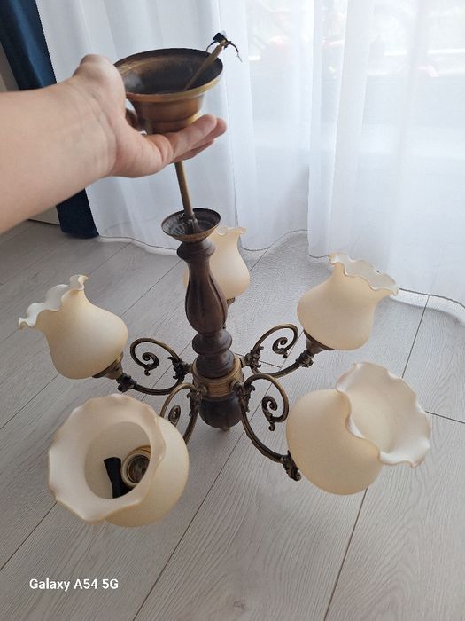 Vând lustra/candelabru 5 brate