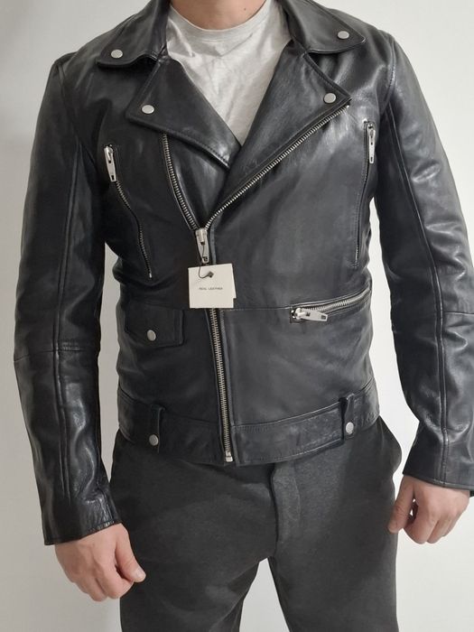 Greaca Zara man piele