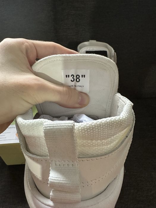 Off-White Vulcanized Hi Top White Black