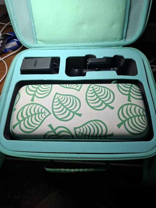 Nintendo switch oled  cu husa si geanta