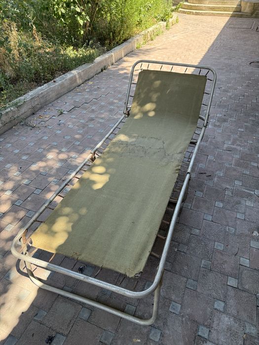 Продаётся раскладушка алюминевая