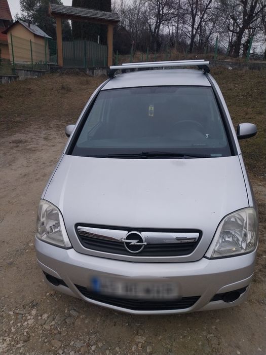 Vând Opel Meriva