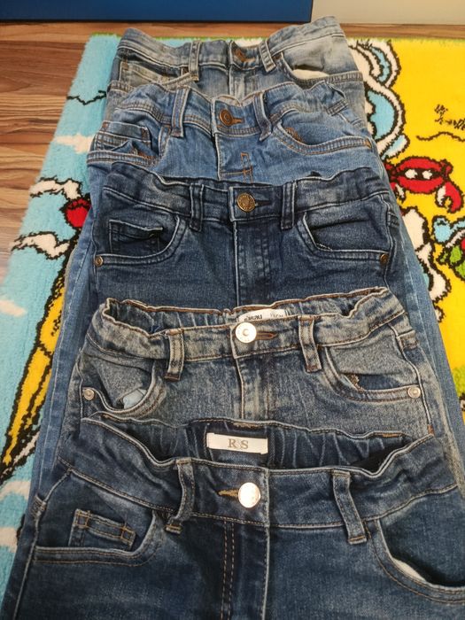 Blugi băieți 4 - 6 ani