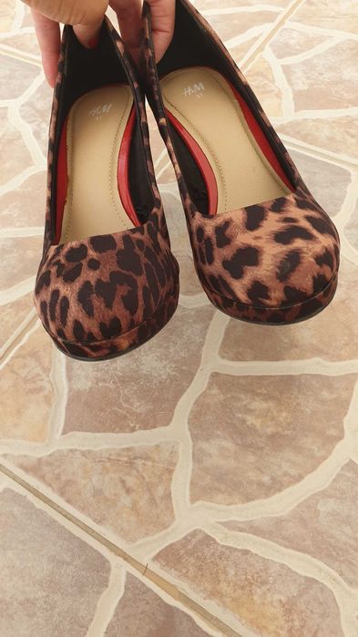 Обувки  номер  37