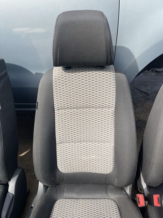 Оригинален 7 местен салон за Vw Sharan 2 2012година н 515