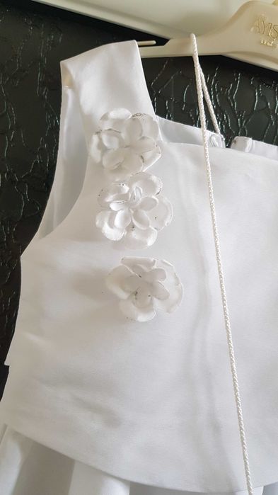 Детска бяла рокля  размер 6 години