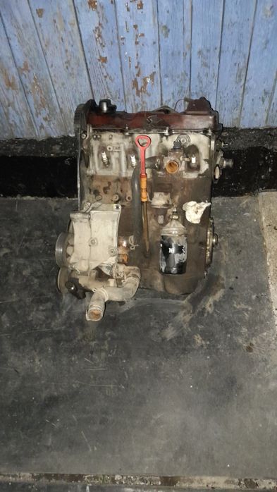 Продаю мотор Пришахтинск