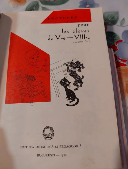 Cărți Vechi Franceză Lectures en français facile 1970 
​Vând se