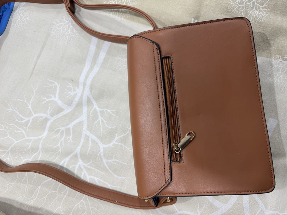 Кожена чанта – почти нова