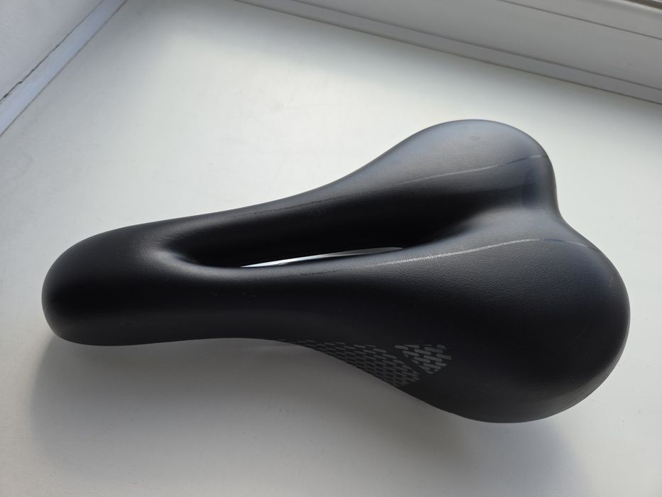 Велосипедное седло Giant comfort