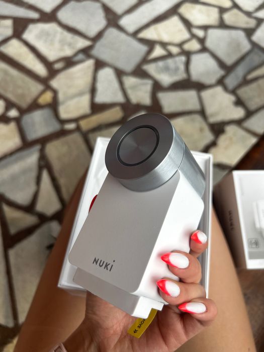 Смарт ключалка Nuki Smart Lock 4th generation Pro, Бяла