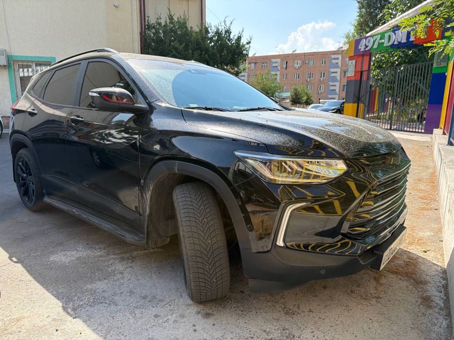Tracker 2023 premier full
