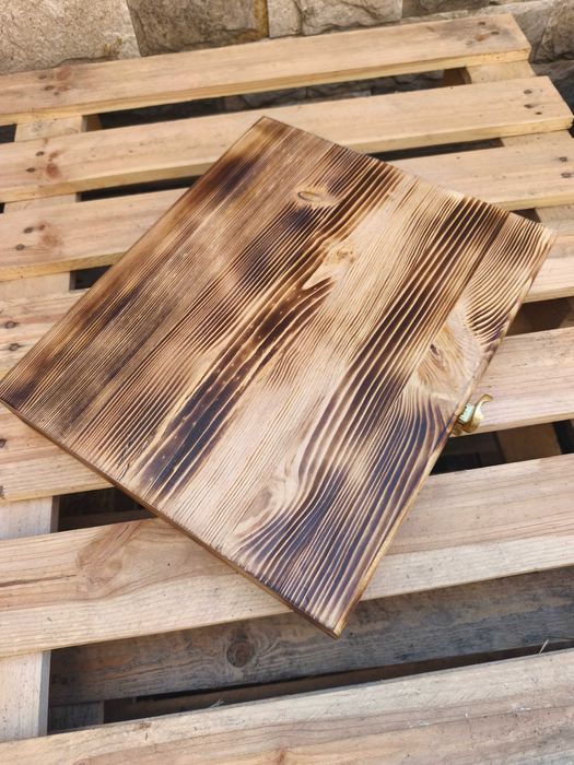 Дървена кутия за воблери