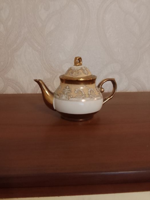 Продается чайник керамический