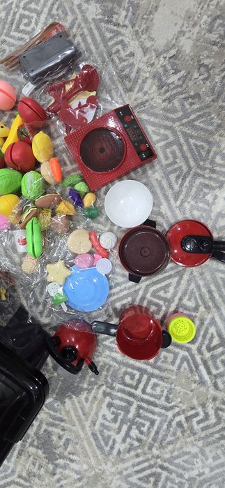 Посудка новая в контейнере