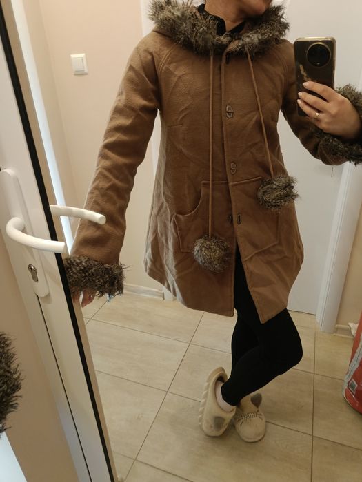 Палто с пухена част ,ново .Размер С