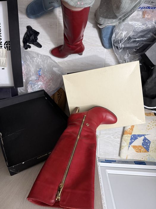 Кожанные сапоги европейка