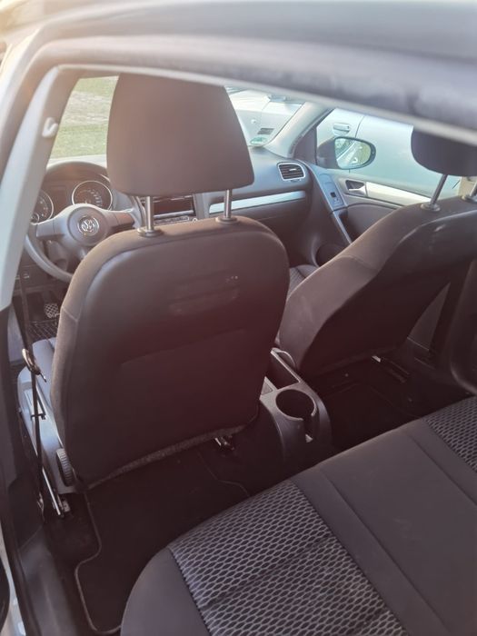 Vând Golf 6 recent adus