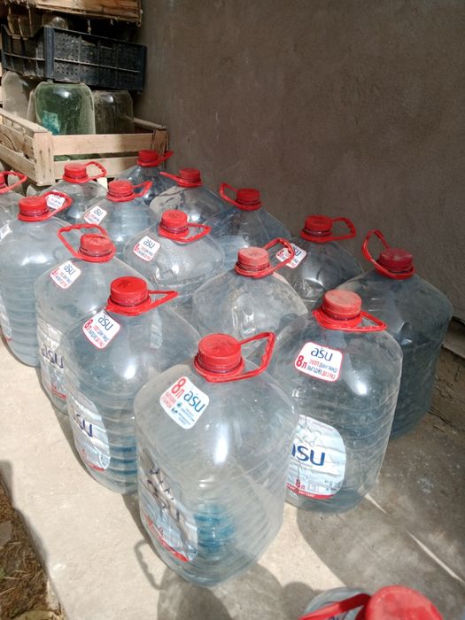 Баклажки 5 литровые, 8 литровые .