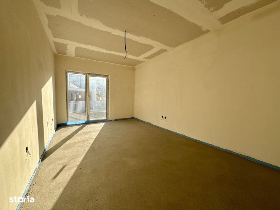 Casa cu garaj, 130 mp, 400 mp teren, CF disponibil, Chinteni