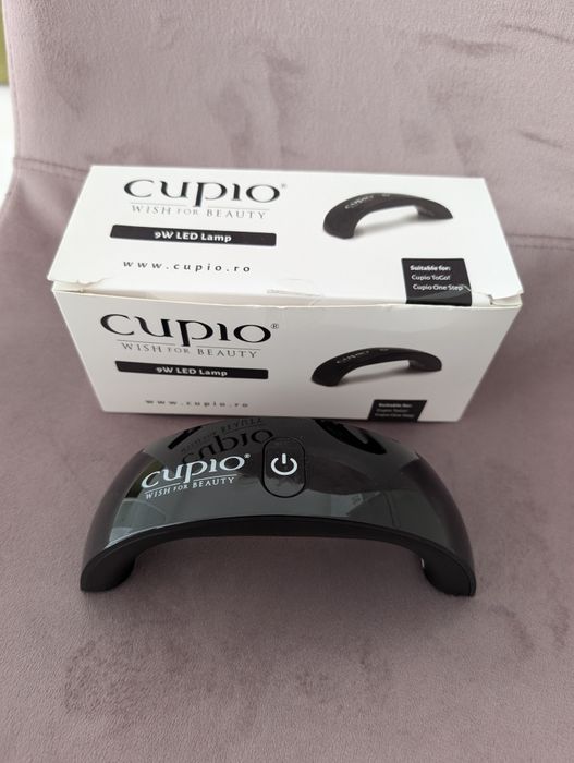 Vând kit oja semipermanenta Cupio in stare excelentă