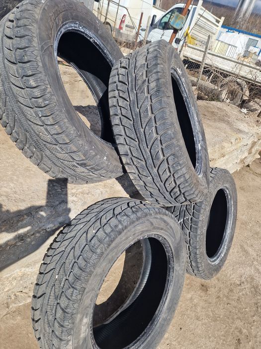 Гуми   235 60 18