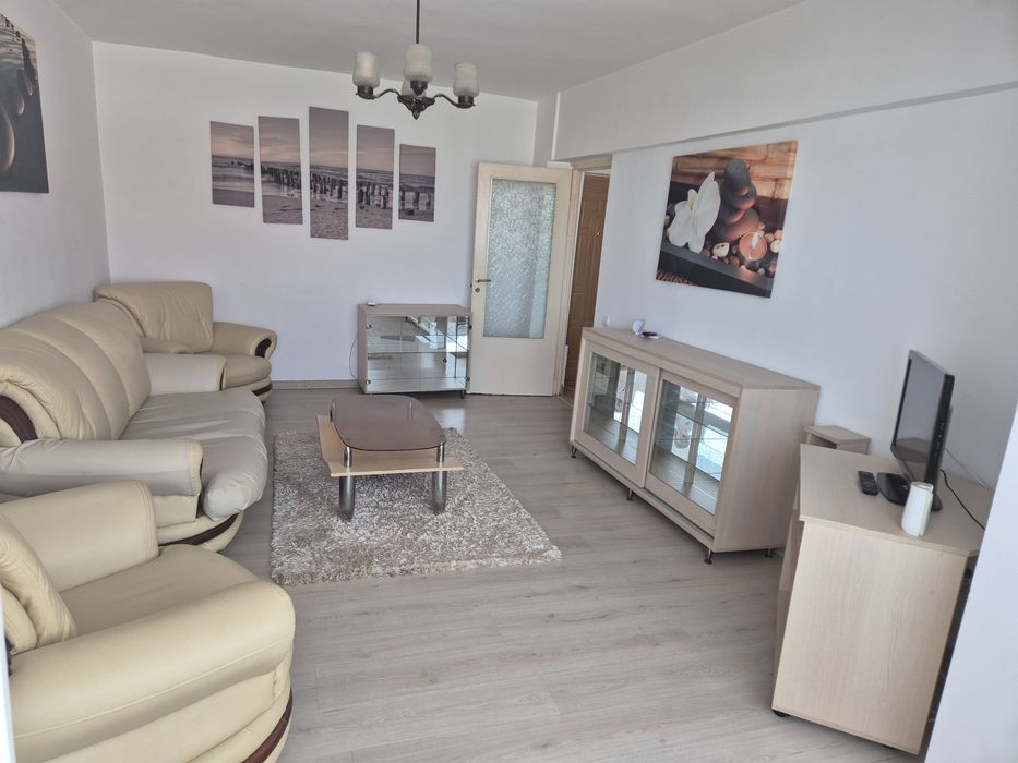 Închiriez apartament 2 camere decomandat
