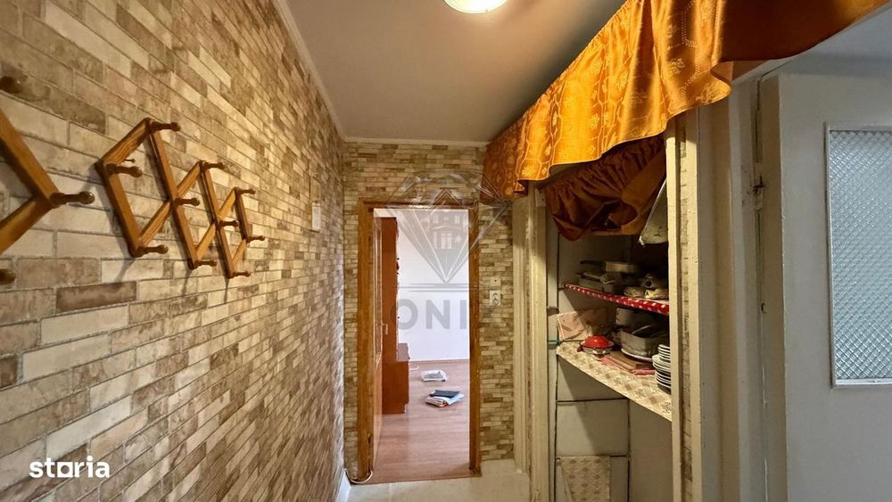 Apartament 2 camere de vanzare, cartier Vest Ploiesti - ONX109