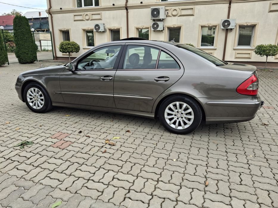 Mercedes benz w211