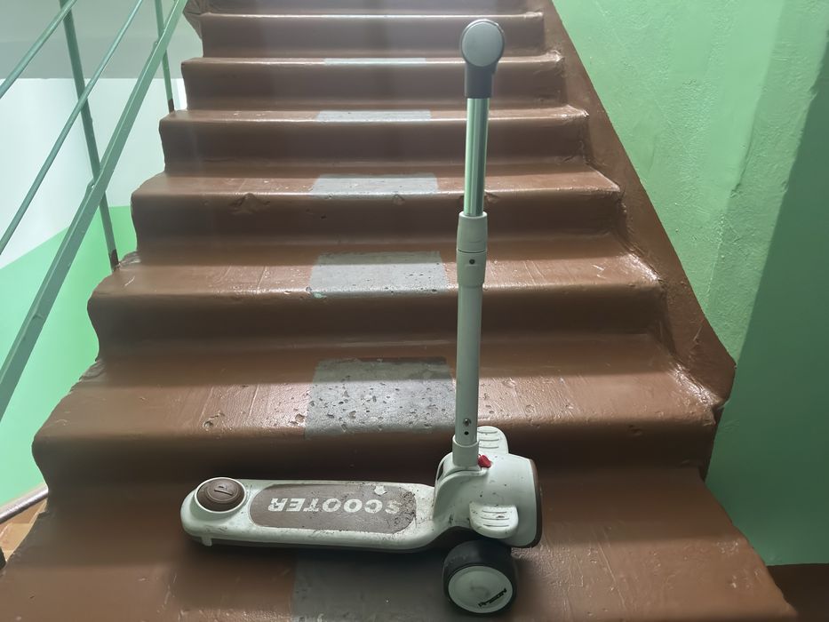 Продам самокат на ходу