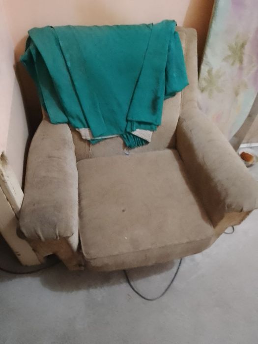 Продам мебель  срочна