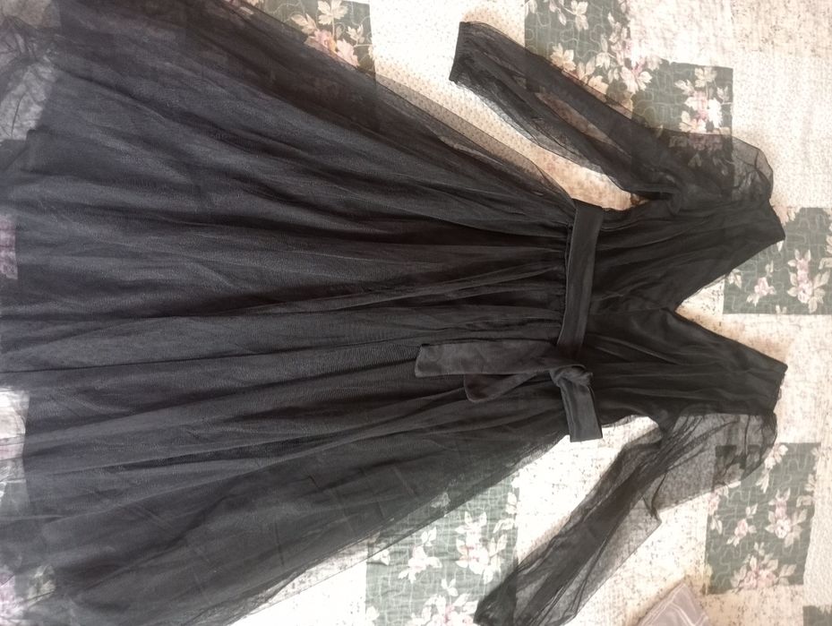 Продам платья б/у и новое