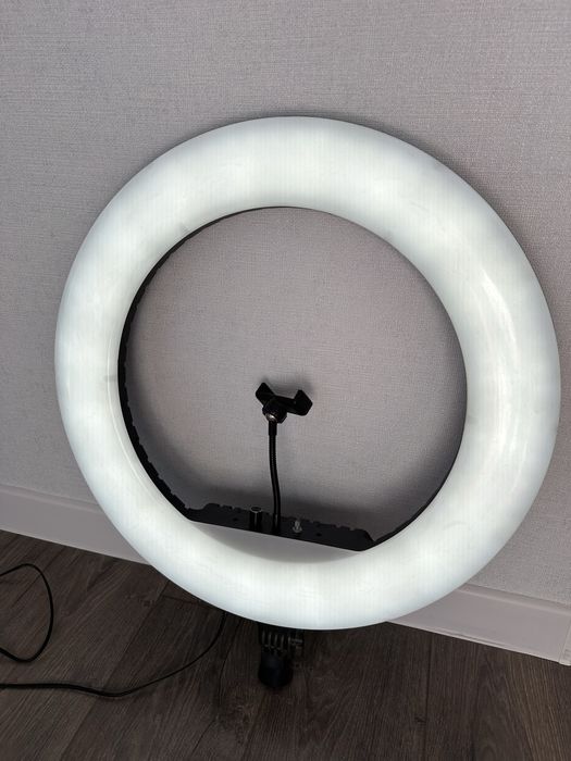 Лампа для фотосессии и видеоблога