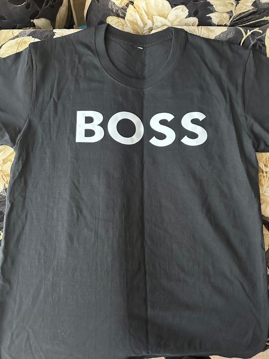Продам футболку Boos
