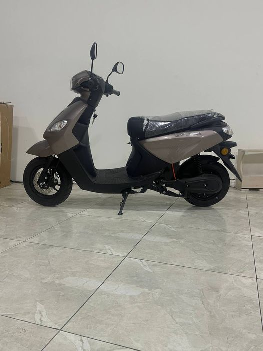 Sukuter bor.                  .