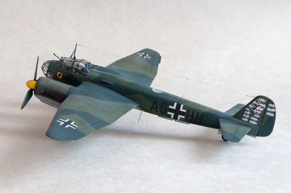 Сборная модель самолета Юнкерс Ju 88 А-5/А-17 (ЗВЕЗДА, 1/72)